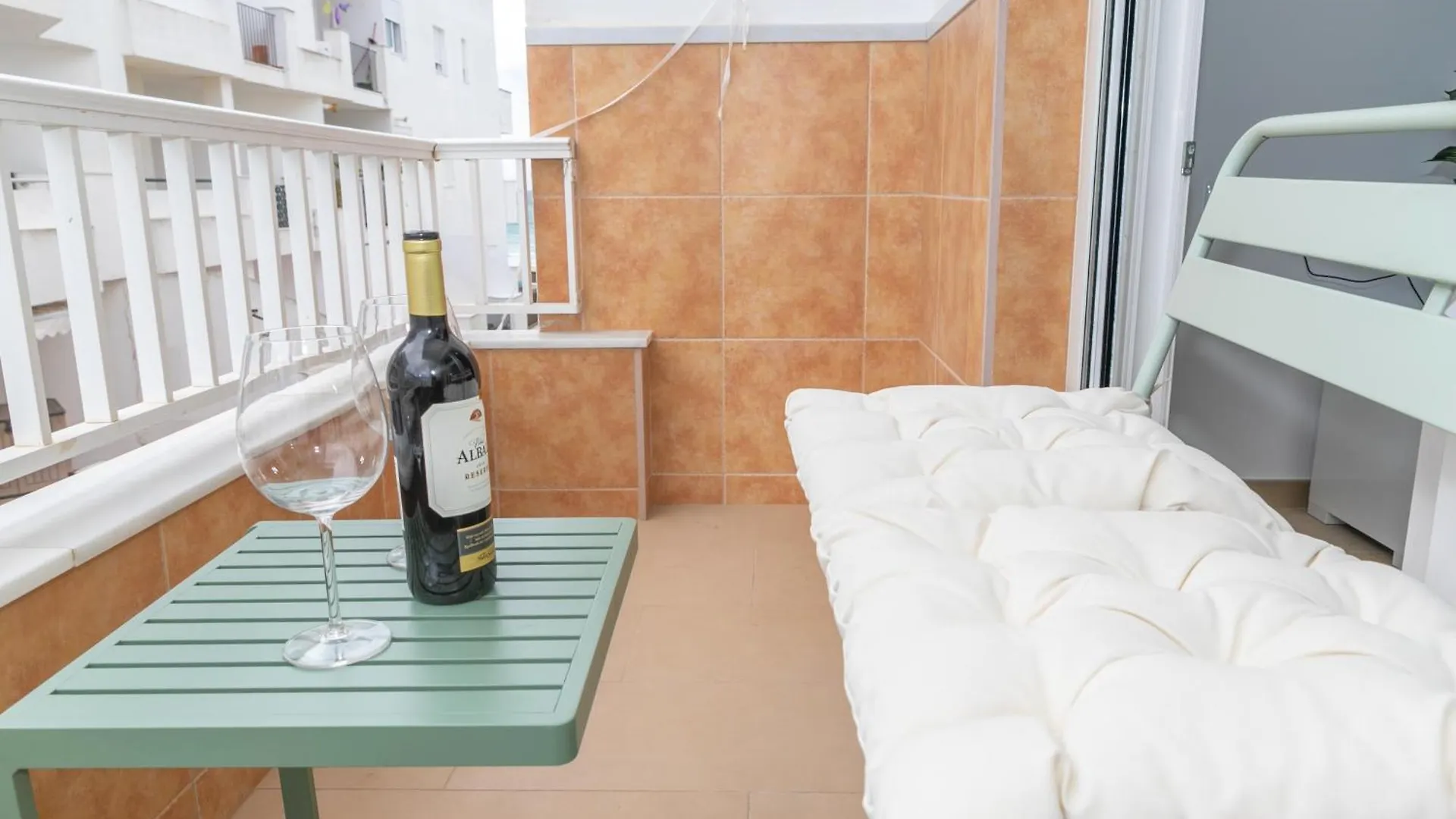 Casa Melva - Primera Linea Con Terraza, Moderno Barbate Spain